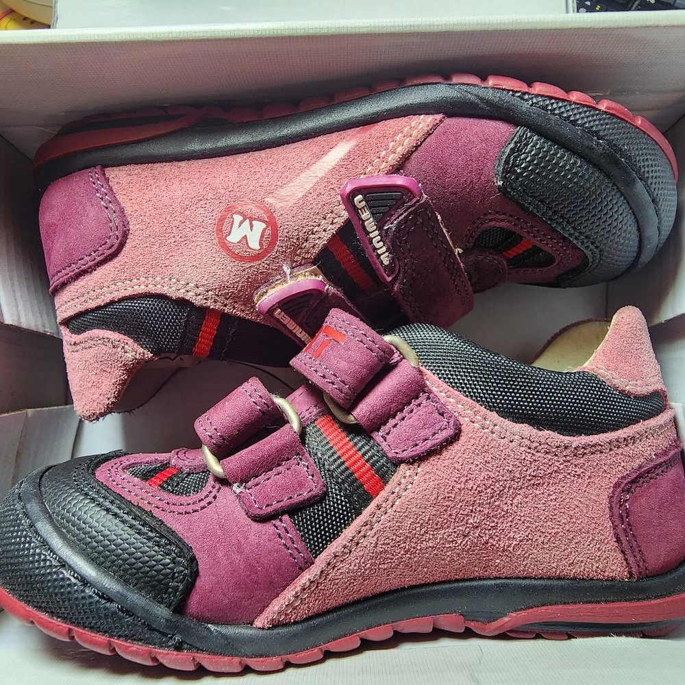 Minimen girls sneakers, US :Toddler 8, EU:24